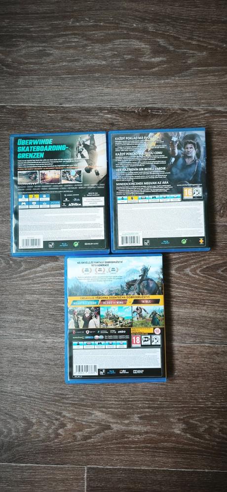 Hry na ps4 a ps5, 