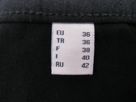 Strečové černé dámské přiléhavé kalhoty, tchibo,36