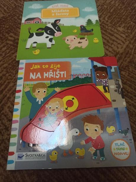 Knihy s posuvnými prvky, 
