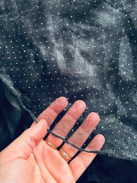 An22/ sukně černá karneval - v.7/9 let, 122