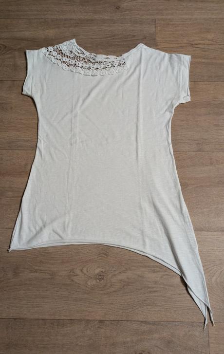 Tričko s krajkou a uzlem vel. m, m