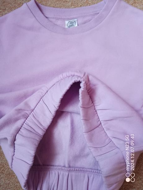 Crop-top mikina zn."little kids" vel."122", 122