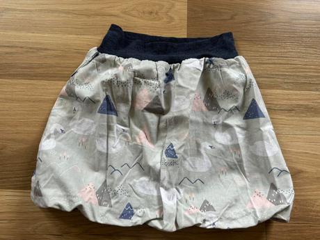 Balonová sukně, 134