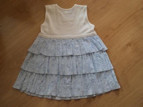 Nenošené šatičky č45, loana,110