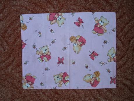Růžové dětské prostírání, 