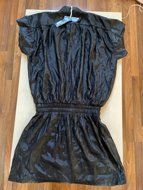 Nové volné satén šaty nebo dlouhá košile, vel m i, m