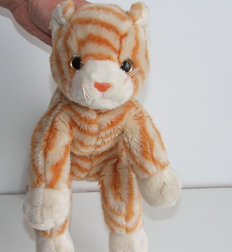O22 plyšový tygřík, 