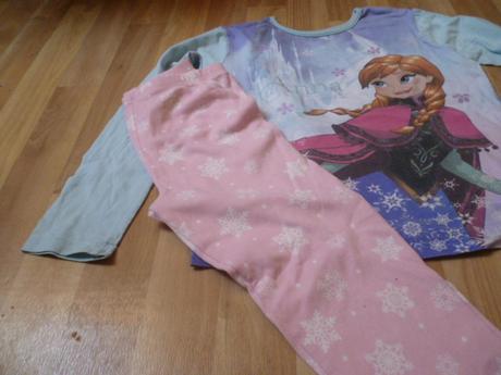 Komplet frozen 9-10, disney,140