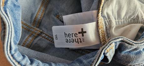 Dívčí rozšířené džíny, rifle, vel.140, zn.c&a, c&a,140