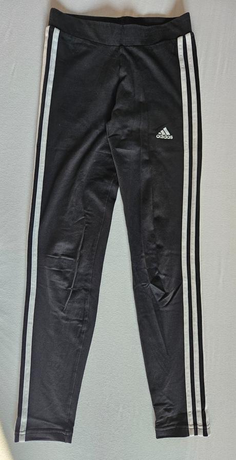 N122	dívčí sportovní legíny adidas vel. 152, adidas,152