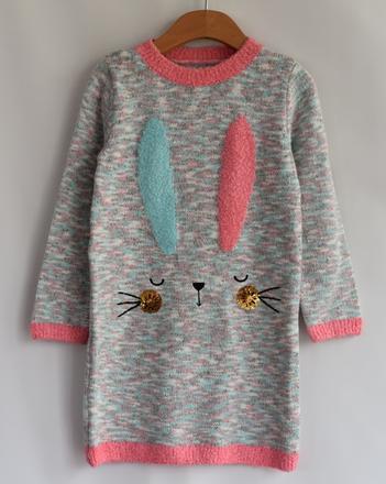 Svetr vel. 3 - 4 roky, tu,104