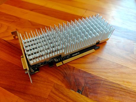 Grafická karta gigabyte geforce gt 1030, 