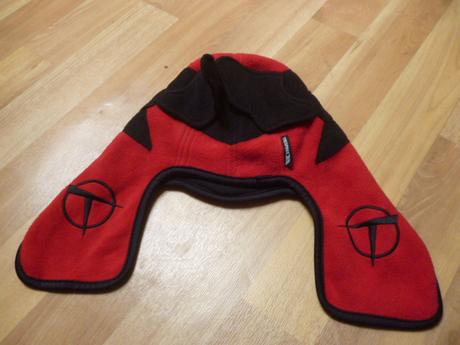 Čepice trespass vel. 8-10, 140