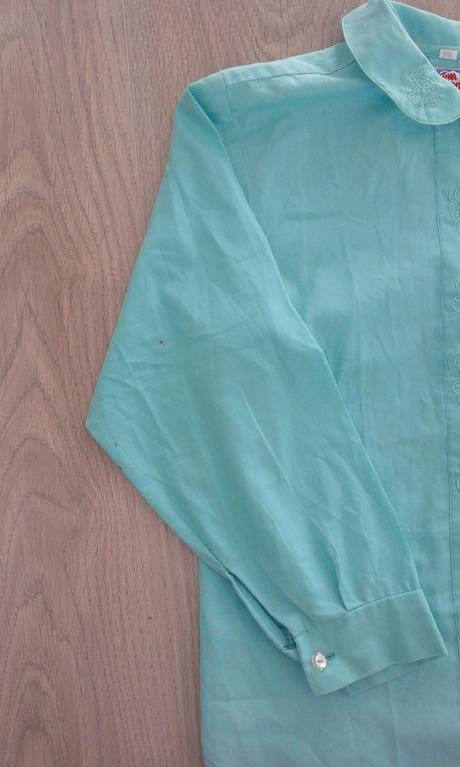 207 - mentolová košile, 128