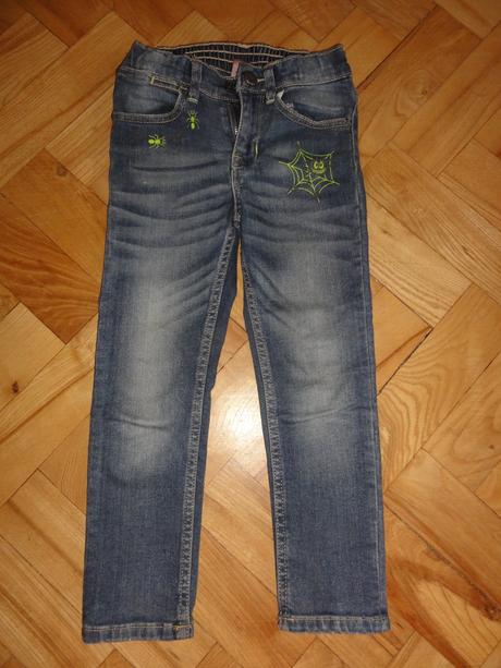 Rifle s pavučinou, kiki&koko,104