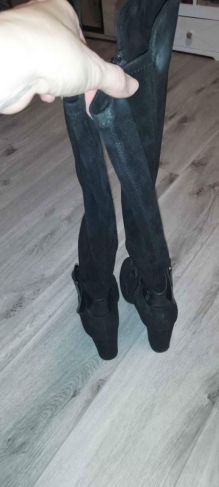 Semišové vysoké kozačky na podpatku vel 40, deichmann,40