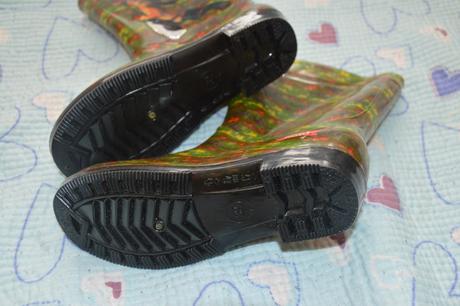 32 zelené gumáky, kocour v botách, 32