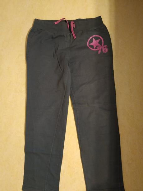 Tepláky vel.140, f&f,140