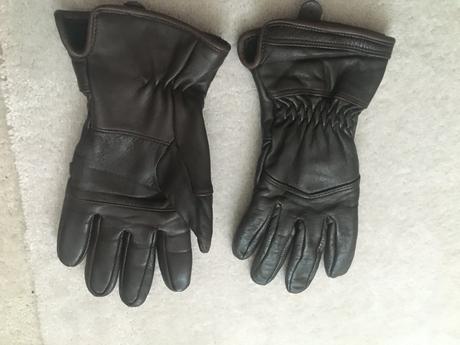 Kozene rukavice,