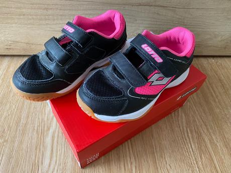 Dívčí sálové tenisky - lotto jumper 400, vel. 31, lotto,31