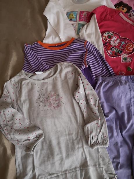 Balíček oblečení, 86–98