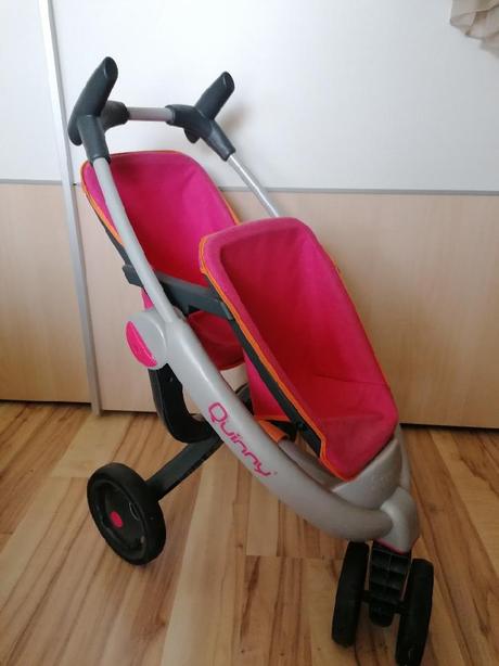 Kočárek po panenky, 