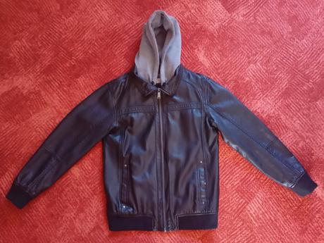 Černá bunda vel. 146-152, chapter young,146