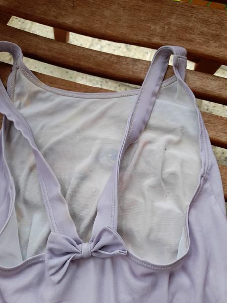 Plavky jednodílné locika na donošení, 134