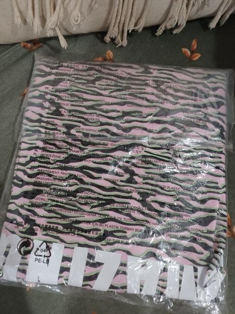 Zvířecí pyžamo h&m 170 / xs-s, h&m,170