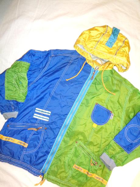 Pěkná barevná šusťáková bunda 152/158, 152