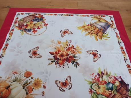 Podzimní ubrus deco doma.,