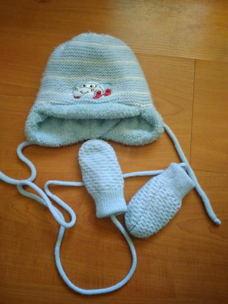 Zimní čepice a rukavice, 68