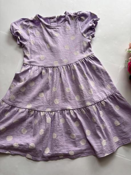 Ob/ šaty liliové barvy s puntíky - v.5/6 let, marks & spencer,116