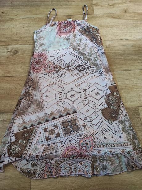 Šaty na ramínka, c&a,152