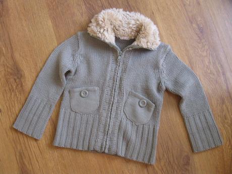 Svetr s chlupatým límcem, cq,110