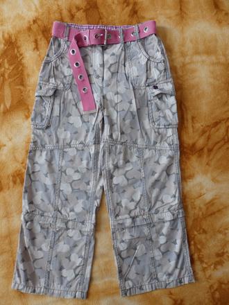 Kapsáče s páskem a srdíčky, 128