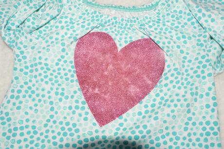 Tricko se srdcem, cherokee,104