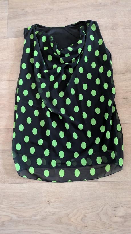 Puntíkovaný delší top fabrique vel. l. 40/42, l