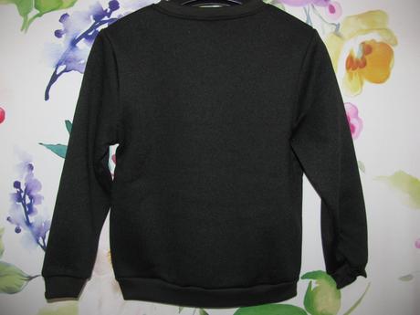 Černá mikina s vánočním motivem,se santou, 122