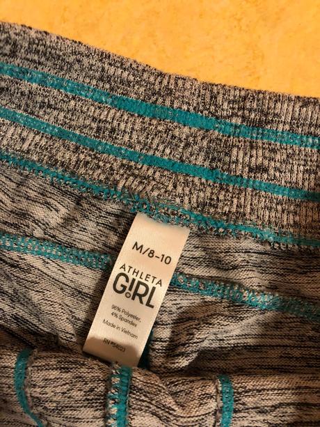 Kvalitní tepláky vel. 140, 140