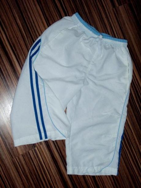 Bílá letní frajeřinka - delší kraťasy, 140