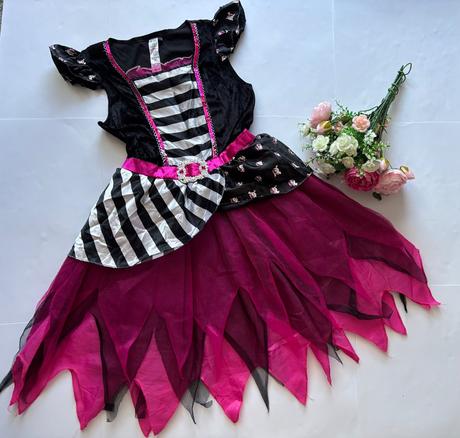 An3/ kostým pirátka - v.9/10 let,