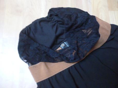 Elastické šaty s krajkou vel.m-l, m