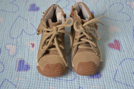 25 celoroční boty, 25