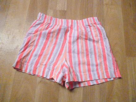 Pruhaté kratasy 3-4, 104