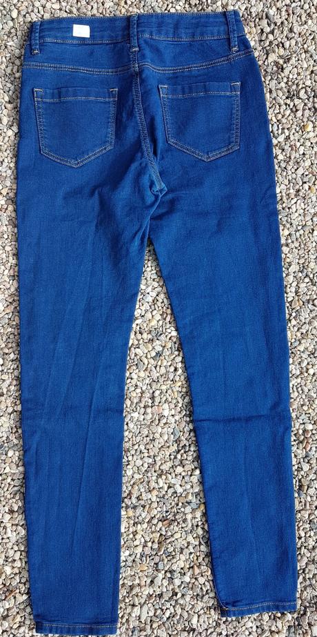 N30	dívčí rifle vel. 158, c&a,158