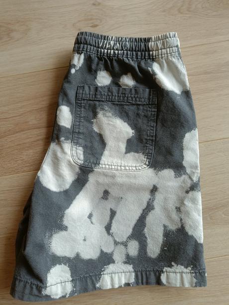 Kraťasy, velikost 28, sinsay,28