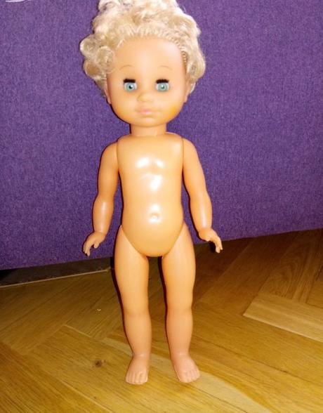 Retro panenka 38 cm, 