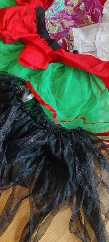 Mix sukní 6-7 let karneval,