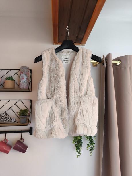 Plyšová vesta, chlupatá vesta 152/158, xs/s, zara,152